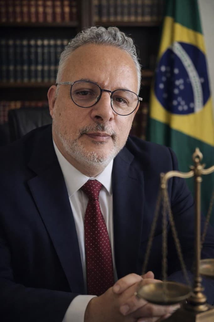 Dr. Mauro da Rosa — advogado trabalhista